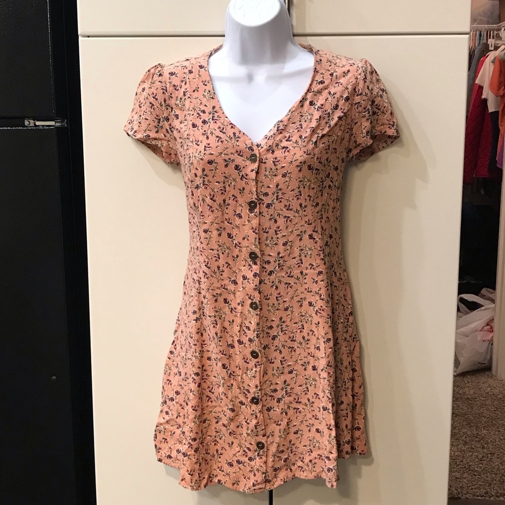 Floral flowy short sleeve dress